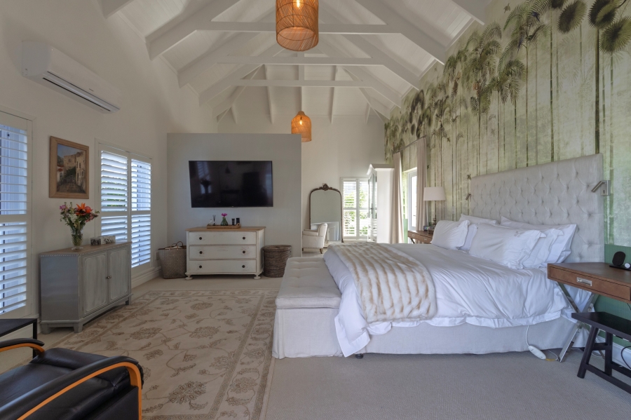4 Bedroom Property for Sale in Thesen Islands Western Cape